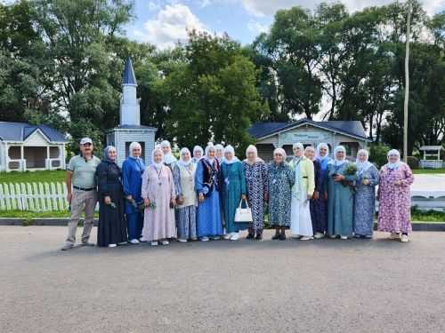 Әй, Кукмара, Кукмара, якынайды бит ара