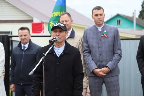 Элмә такта куелды