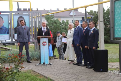 Мөслимдә Республика көнен хезмәт алдынгыларын хөрмәтләүдән башладылар