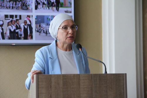 Район хакимиятенең актлар залында атналык планлаштыру киңәшмәсе узды
