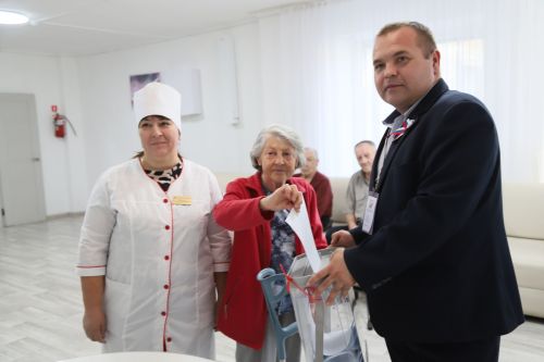Интернатта яшәүчеләр тавыш бирде