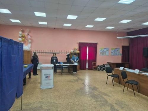 Рус Шуганда сайлау участогында да тавыш бирү дәвам итә