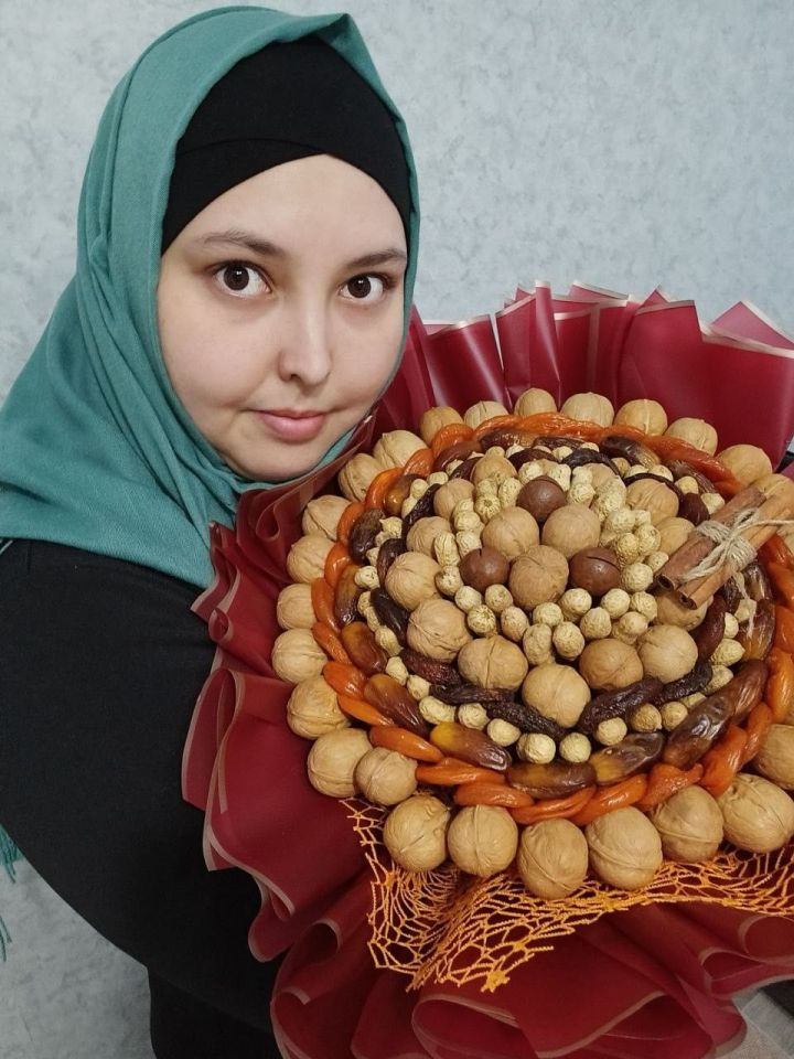 Ике кулга бер эш