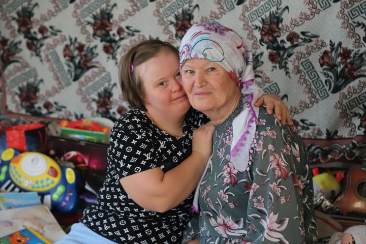 Кояшлы бала