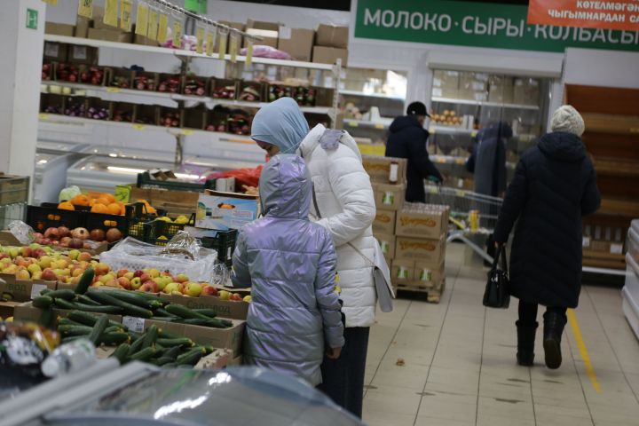 Сары “ценник” дөресме әллә кассир әйткәнеме?