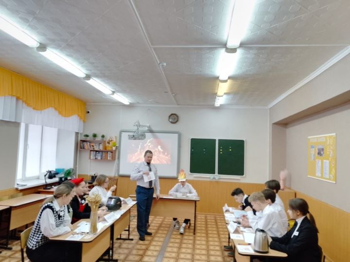 «Ел укытучысы» конкурсының зона этабында катнашты