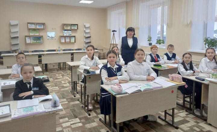 Кичә  Мөслим гимназиясе базасында «Ел укытучысы» Бөтенроссия конкурсының муниципаль этабы узды