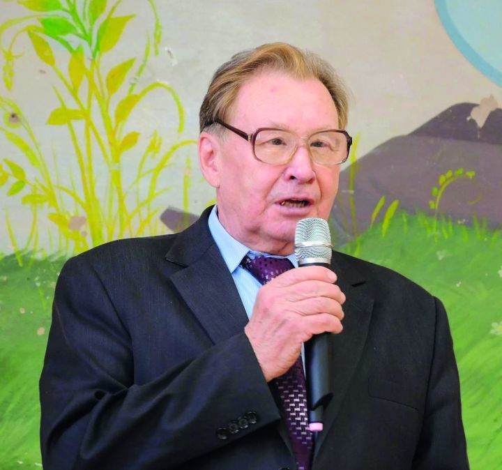 Халык язучысы Фоат Садриев гомер бәйрәмен билгеләп үтә
