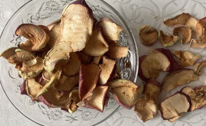 Кипкән алмада организм өчен бик күп кирәкле матдәләр бар