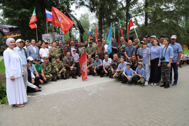 Бүген Мөслимдә беренче тапкыр локаль сугыш хәрәкәтләре ветераннары көнен билгеләп уздылар