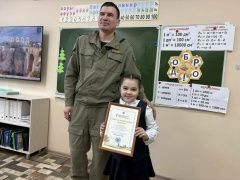 Мөслим гимназиясендә экологик тәрбия: «Чатыр Тау» заказнигы җитәкчесе рәхмәт хаты тапшырды