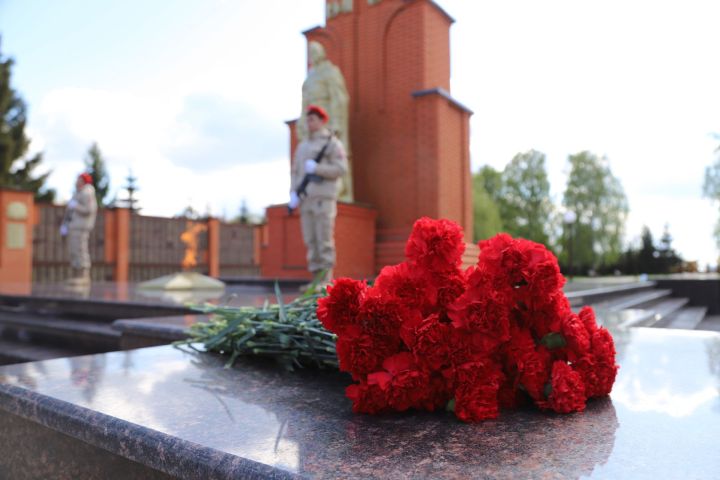 Эзлибез, эзләнәбез