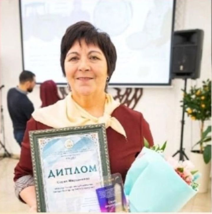 Кичә Тат. Бүләр авылы мәдәният йортында Сәрия Мирзаянованың «Күлмәк белән туган кыз” китабын тәкъдир итү кичәсе үтте