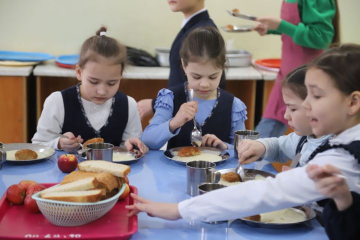Балагыз нәрсә ашый?