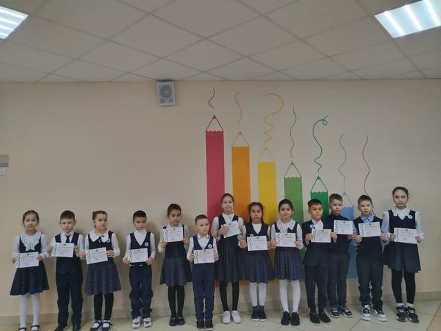 «Ел укучысы» конкурсы җиңүчеләренә Мактау грамоталары тапшырылды