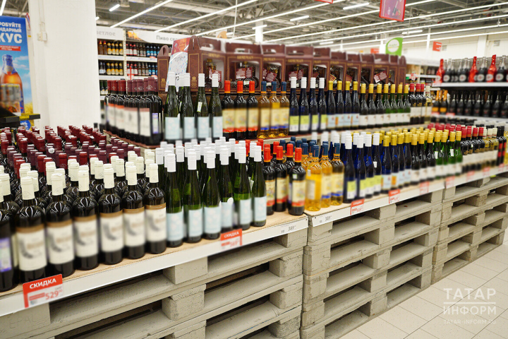 Алкоголь продукциясен лицензиясез саткан өчен җаваплылык