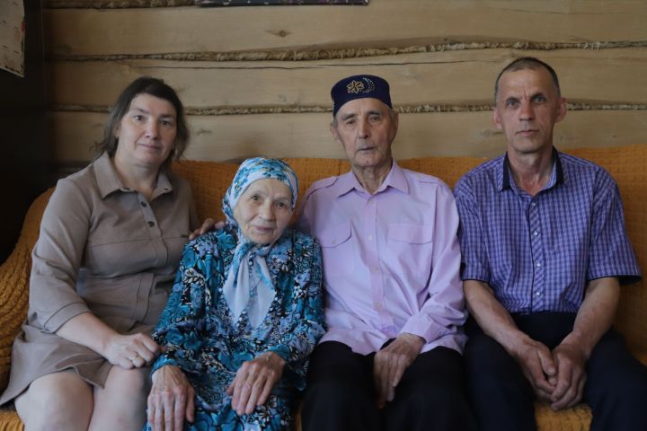 Бәхет тынычлыкны ярата