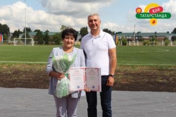 Физкультурачылар көнендә Мөслимнең «Яшьлек» стадионы ремонттан соң янәдән үз ишекләрен ачты