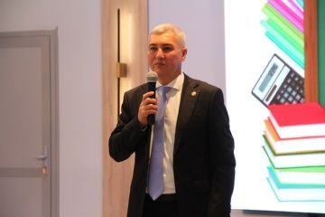 «Мизгел» яшьләр үзәгендә «Мәктәпкә әзерләнергә ярдәм ит!» хәйрия акциясе кысаларында чара үтте