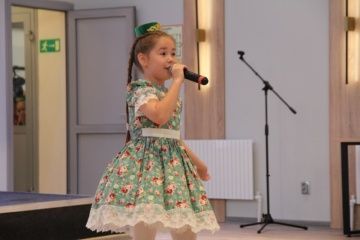 «Мизгел» яшьләр үзәгендә «Мәктәпкә әзерләнергә ярдәм ит!» хәйрия акциясе кысаларында чара үтте