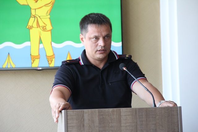 Район хакимиятенең актлар залында чираттагы киңәйтелгән киңәшмә узды