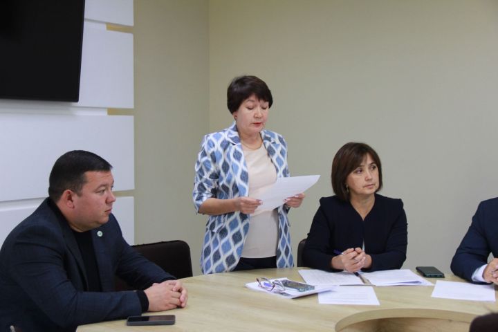 Җирлек башлыкларын сайлау буенча сессияләр узды