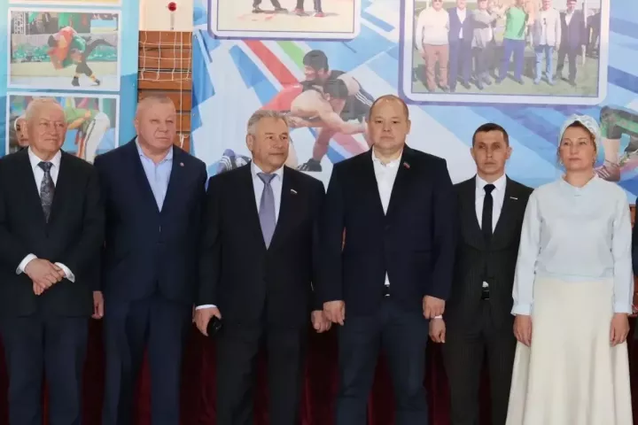 Сарман районында Хаҗип Гәрәев истәлегенә татар милли көрәш бәйгесе узды