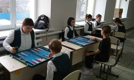 Нарды уены буенча түгәрәк үз эшчәнлеген башлап җибәрде