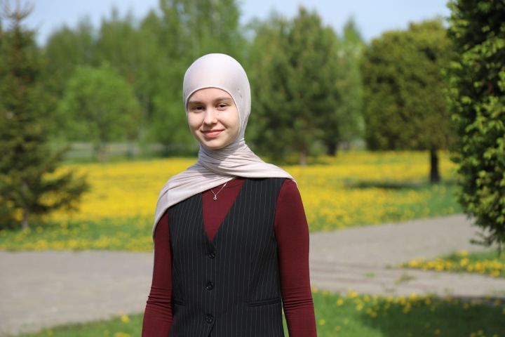 Уку алдынгысы Азалия