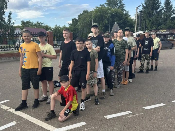 Мөслимнән 15 бала «Патриот» хәрби-патриотик лагерена ял итәргә китте